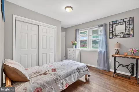 Bedroom - 8409 Walter Martz Rd, Frederick, MD 21702 photo 1 of 7
