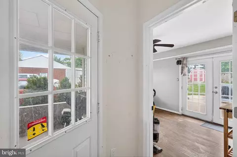 Entry Way - 8409 Walter Martz Rd, Frederick, MD 21702 photo 2 of 6