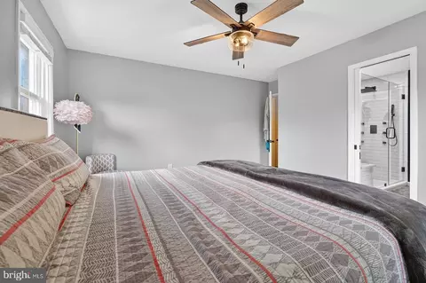 Bedroom - 8409 Walter Martz Rd, Frederick, MD 21702 photo 5 of 7