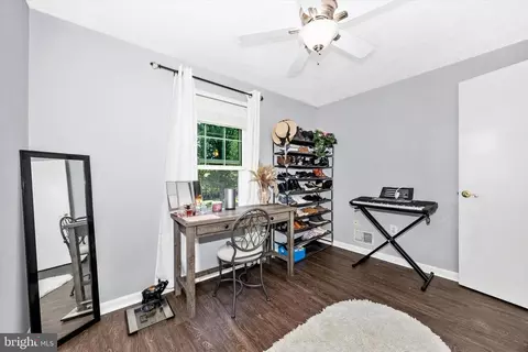 Bedroom - 1458 Mobley Ct, Frederick, MD 21701 photo 3 of 4