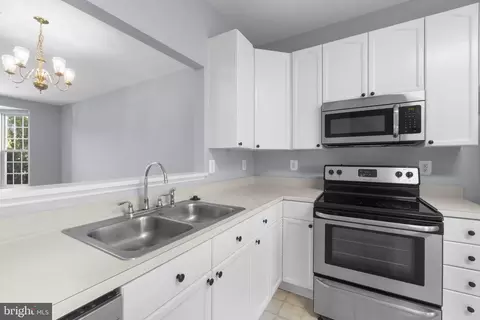 Kitchen - 153 Fieldstone Ct, Frederick, MD 21702 photo 1 of 2