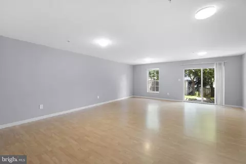 Living - 153 Fieldstone Ct, Frederick, MD 21702 photo 7 of 12