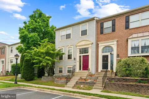 Exterior - 1709 Woodruff Way, Frederick, MD 21701 photo 8 of 11