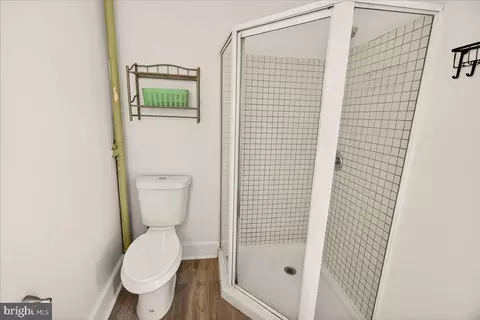 Bath - 33 E South St, Frederick, MD 21701 photo 2 of 3