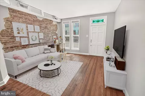 Living - 33 E South St, Frederick, MD 21701 photo 5 of 10