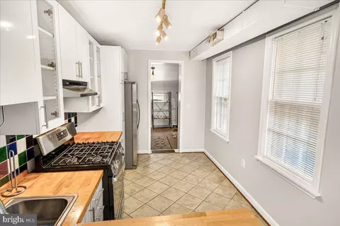 Kitchen - 33 E South St, Frederick, MD 21701 photo 4 of 5