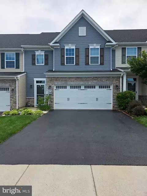 6571 Autumn Olive Dr, Frederick, MD 21703