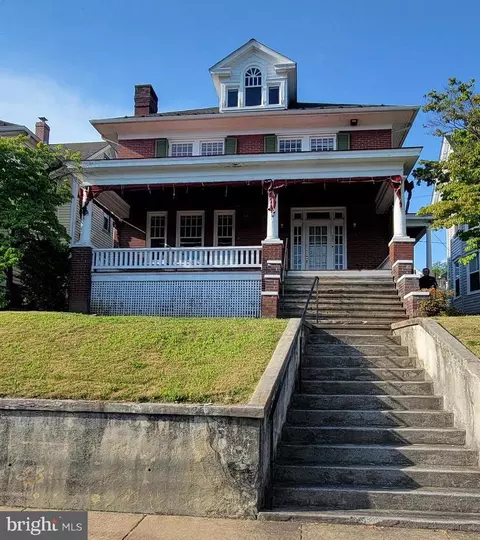 523 W Potomac St, Brunswick, MD 21716