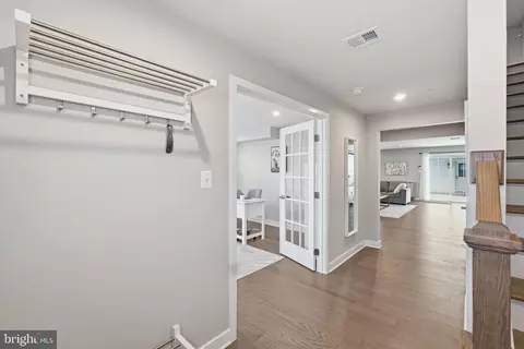 8634 Shady Pines Dr, Frederick, MD 21704 photo 3
