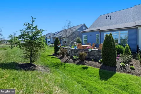Exterior - 3231 Thornapple Dr, Frederick, MD 21704 photo 3 of 4