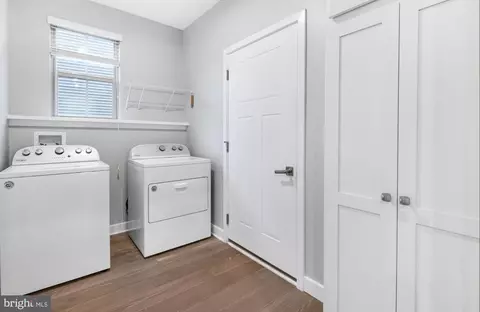 Entry Way - 3231 Thornapple Dr, Frederick, MD 21704 photo 7 of 13