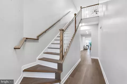Entry Way - 3231 Thornapple Dr, Frederick, MD 21704 photo 9 of 13
