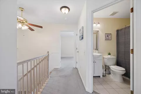 Entry Way - 7115 Collinsworth Pl, Frederick, MD 21703 photo 6 of 7