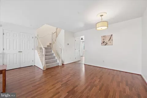 Entry Way - 7115 Collinsworth Pl, Frederick, MD 21703 photo 2 of 7