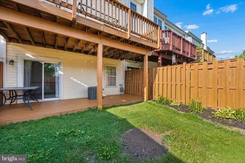 Exterior - 7115 Collinsworth Pl, Frederick, MD 21703 photo 4 of 9