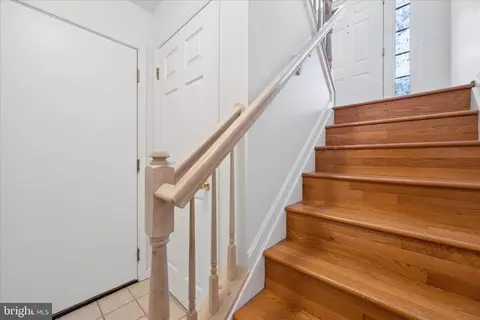 Entry Way - 7115 Collinsworth Pl, Frederick, MD 21703 photo 7 of 7