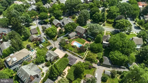 View/Area - 305 College Pl, Frederick, MD 21701 photo 2 of 4