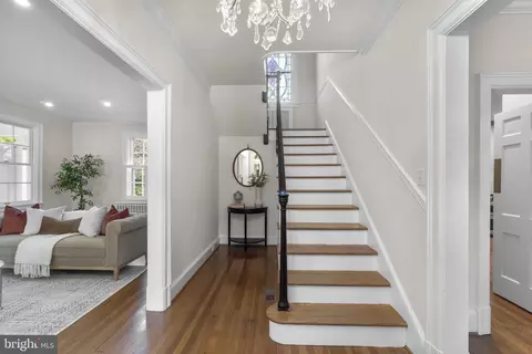 Entry Way - 305 College Pl, Frederick, MD 21701 photo 1 of 6