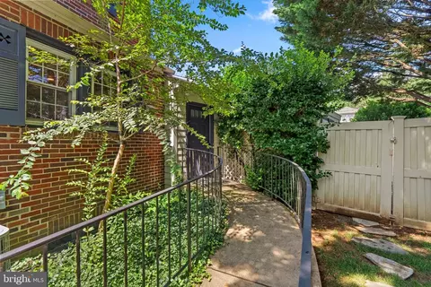 Exterior - 305 College Pl, Frederick, MD 21701 photo 7 of 12
