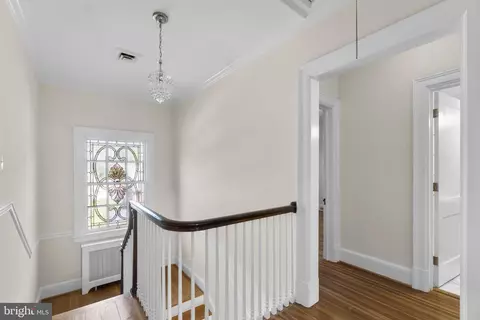 Entry Way - 305 College Pl, Frederick, MD 21701 photo 4 of 6