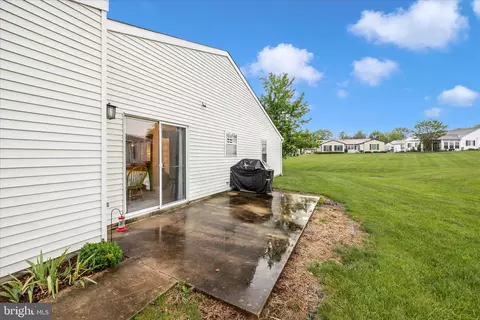 Exterior - 5686 Crabapple Dr, Frederick, MD 21703 photo 6 of 14