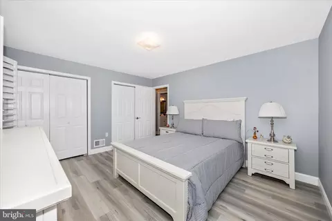 Bedroom - 5686 Crabapple Dr, Frederick, MD 21703 photo 4 of 9