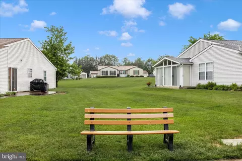 Exterior - 5686 Crabapple Dr, Frederick, MD 21703 photo 11 of 14