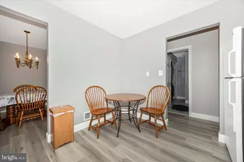 Entry Way - 5686 Crabapple Dr, Frederick, MD 21703 photo 5 of 6
