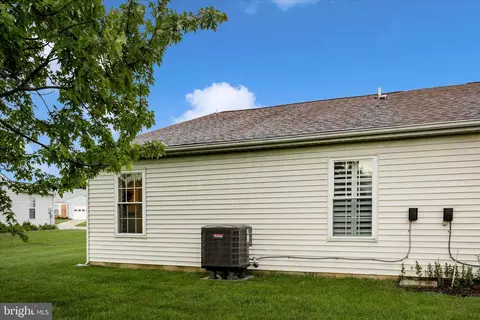 Exterior - 5686 Crabapple Dr, Frederick, MD 21703 photo 2 of 14