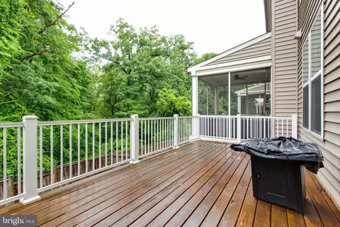 Exterior - 5622 Scott Ridge Pl, Frederick, MD 21704 photo 4 of 10