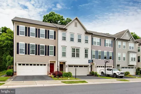 Exterior - 5622 Scott Ridge Pl, Frederick, MD 21704 photo 3 of 10