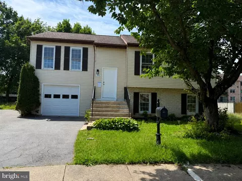 176 Stoneybrook Ct, Frederick, MD 21702