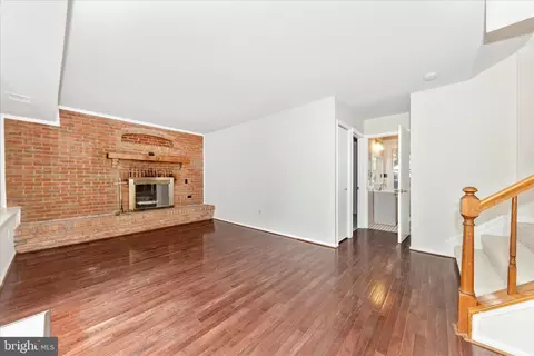 Living - 176 Stoneybrook Ct, Frederick, MD 21702 photo 8 of 9