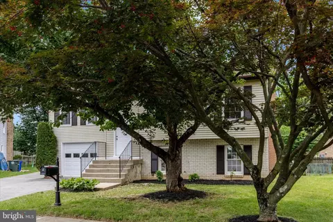 Exterior - 176 Stoneybrook Ct, Frederick, MD 21702 photo 4 of 13