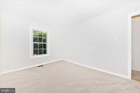 Bedroom - 176 Stoneybrook Ct, Frederick, MD 21702 photo 4 of 7