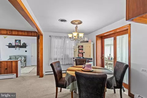 Dining - 8214 Pembrook Ct, Frederick, MD 21704 photo 1 of 3