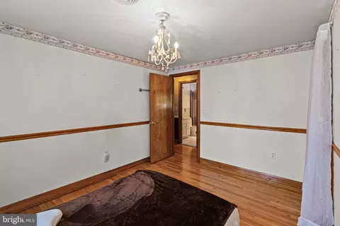 Bedroom - 8214 Pembrook Ct, Frederick, MD 21704 photo 10 of 10