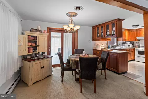Dining - 8214 Pembrook Ct, Frederick, MD 21704 photo 3 of 3