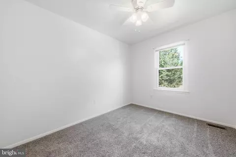 Bedroom - 177 Stonegate Dr, Frederick, MD 21702 photo 7 of 9