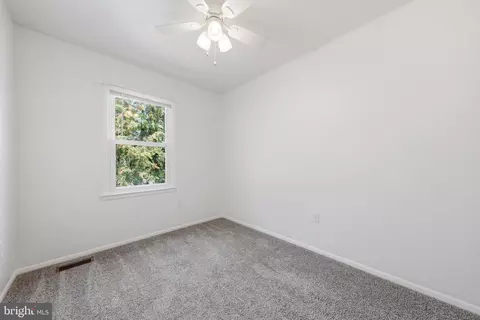 Bedroom - 177 Stonegate Dr, Frederick, MD 21702 photo 4 of 9