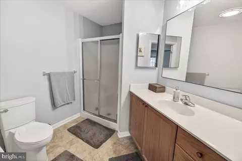 Bath - 593 Cawley Dr #3 3B, Frederick, MD 21703 photo 1 of 2