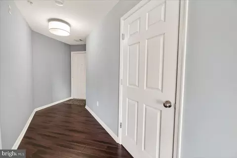 Entry Way - 593 Cawley Dr #3 3B, Frederick, MD 21703 photo 5 of 12