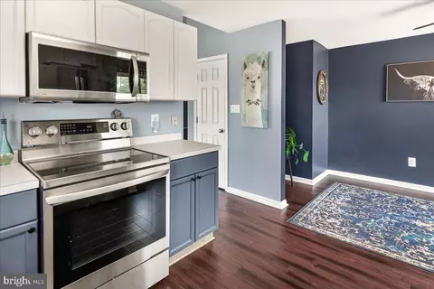 Kitchen - 593 Cawley Dr #3 3B, Frederick, MD 21703 photo 5 of 6