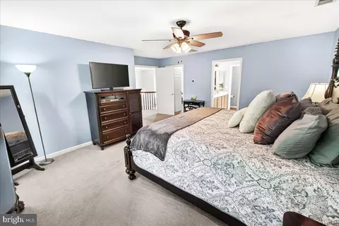 Bedroom - 9060 Major Smith Ln, Frederick, MD 21704 photo 3 of 7