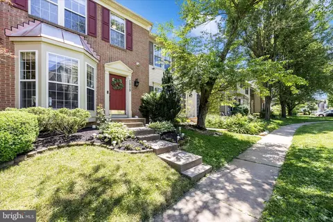 Exterior - 2039 Sumner Dr, Frederick, MD 21702 photo 5 of 11