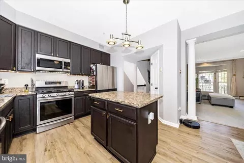 Kitchen - 2039 Sumner Dr, Frederick, MD 21702 photo 3 of 4