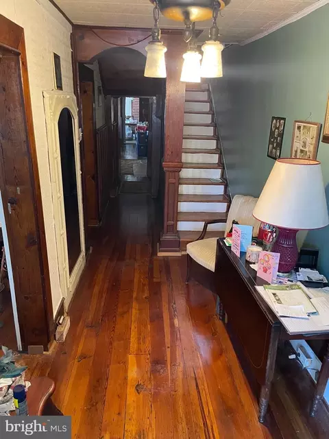 9 E All Saints St, Frederick, MD 21701 photo 4