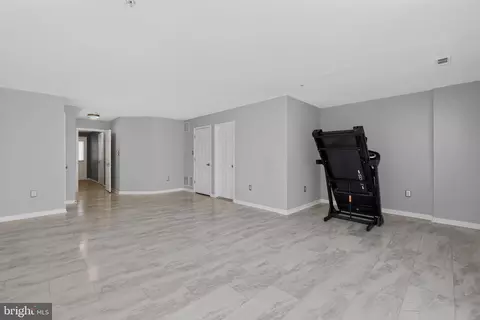 Living - 2595 Emerson Dr, Frederick, MD 21702 photo 10 of 10