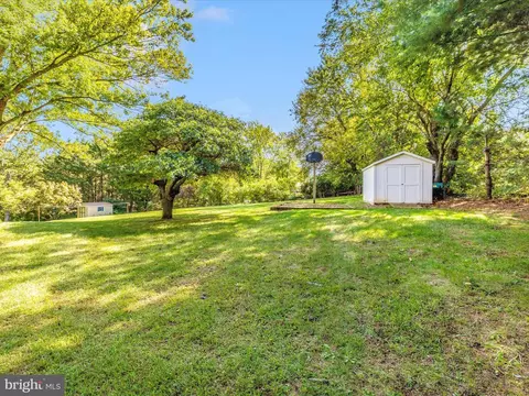 Exterior - 7291 Beechtree Ln, Middletown, MD 21769 photo 10 of 12