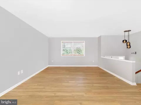 Living - 7291 Beechtree Ln, Middletown, MD 21769 photo 2 of 8